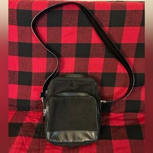 Bally Black Messenger Bag with Strap and Sleek Design